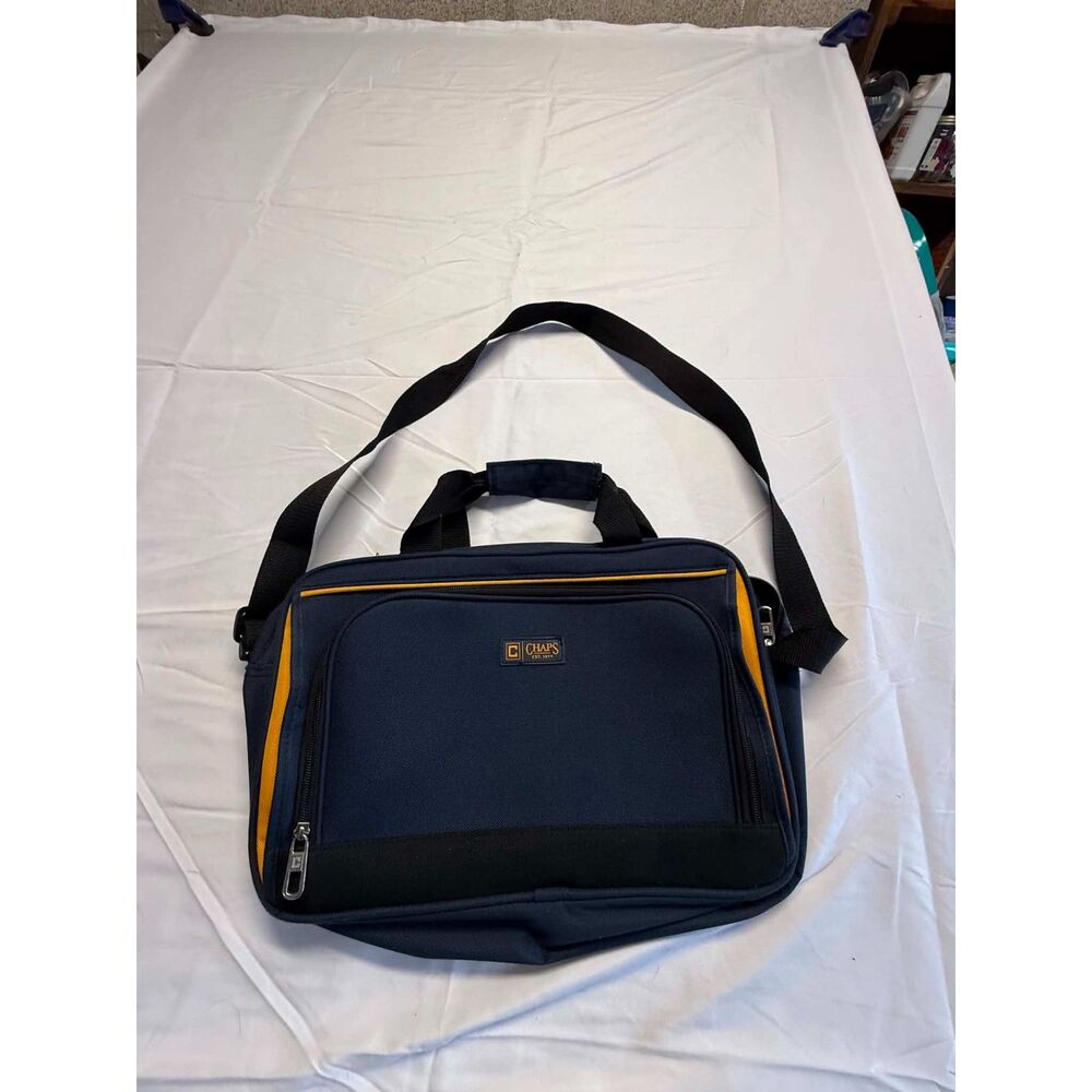 Chaps men's travel bag